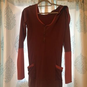 CrossFox Athena hooded dress